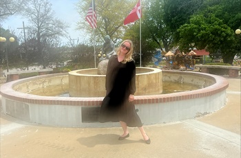 Kristine ved The Little Mermaid, Kimballton, Iowa - rejsespecialist København