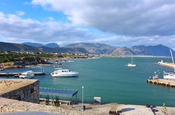 Havnen i kystbyen Hermanus i Sydafrika