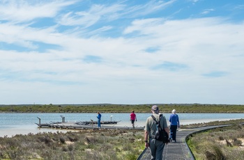 Gangsti rundt om Lake Thetis - Western Australia