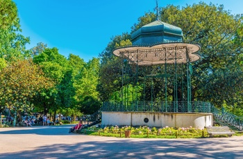 Sommerstemning i Jardim da Estrela,  Lissabon