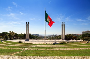 Det portugisiske flag i Parque Eduardo VII - Lissabons største park