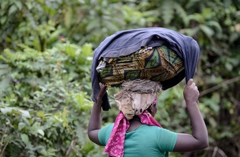 Lokal kvinde i Kigezi højlandet “Afrikas Schweiz” i det  sydvestlige Uganda