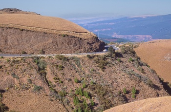 På vej til Long Tom Pass i Mpumalanga-højlandet, Sydafrika