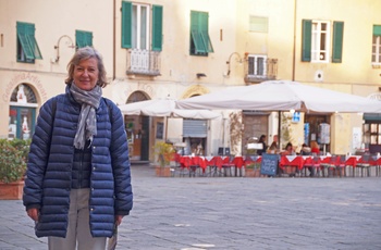 Den smukke plads i Lucca, Piazza dell'Anfiteatro - Toscana