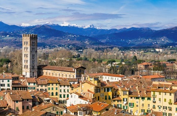 Udsigt til Lucca i vinterhalvåret - Toscana