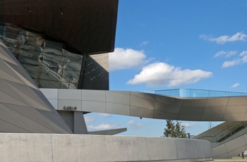 Det futuristiske BMW Welt i München