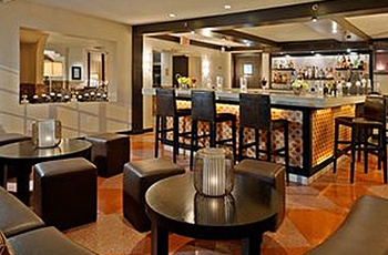Hotel Essex House bar