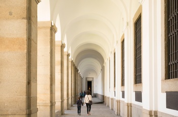 Centro de Arte Reina Sofia i Madrid