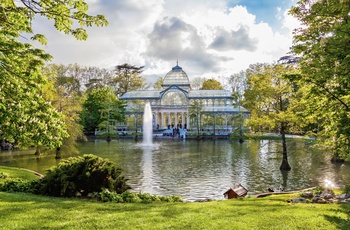 Crystal Palace i El Retiro park i Madrid, Spanien