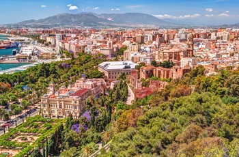 Panoramaudsigt ud over Malaga, Andalusien i Spanien