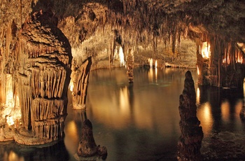 Grotten Cuevas del Drach på Mallorca