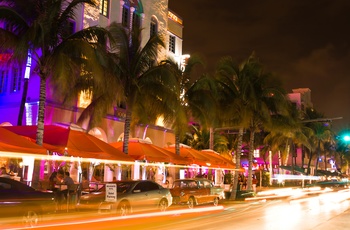 Ocean Drive om aftenen, Miami
