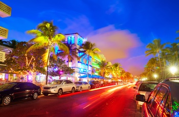 Ocean Drive om aftenen, Miami