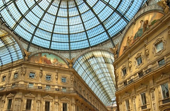 Milano - den historiske arkade Galleria Vittorio Emanuele II