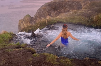 Mitzi - rejsespecialist hos FDM Travel København. Et af mange besøgte Hotsprings i Island.