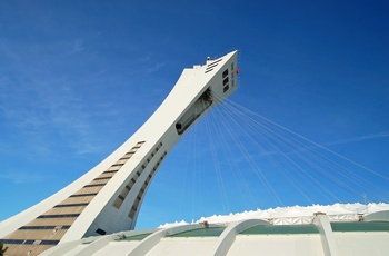 Olympic Stadion og Montreal Tower, Quebec i Canada