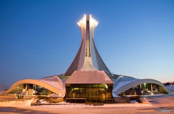 Olympic Stadion og Montreal Tower, Quebec i Canada