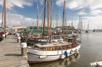 Museumshavn med gamle sejlbåde i Kappeln - Slesvig-Holsten i Tyskland