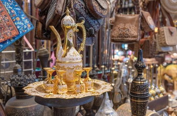 Spændende souvenir på Mutrah Souq markedet i Muscat - Oman