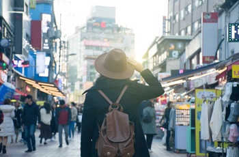 Myeongdong - shoppingområde i Seoul -Sydkorea