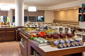 NH Coimbra Dona Inês - Morgenmadsbuffet