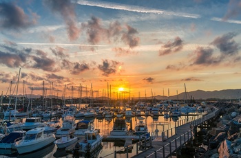 Solnedgang over kystbyen Coffs Harbour i New South Wales - Australien