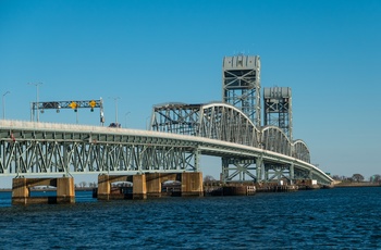 Gil Hodges Memorial Bridge, Queens i New York