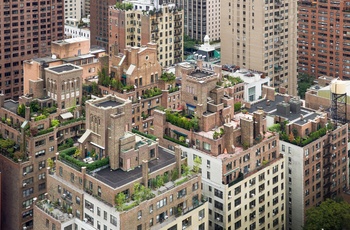 Eksklusive boligblokke med tagterrasser i Uppe East Side, New York