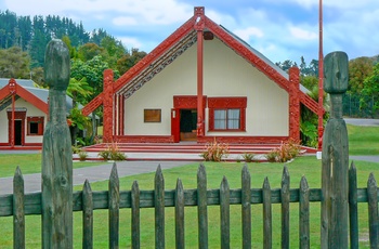 Te Puia New Zealand Maori Arts and Crafts Institute, Rotorua