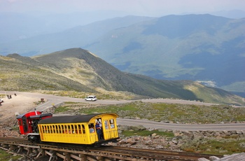 COG Railway på vej til toppen af Mount Washington i New Hampshire, USA