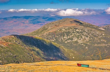 COG Railway på vej til toppen af Mount Washington i New Hampshire, USA