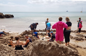 Byg dit eget spabad på Hot Water Beach på Coromandel-halvøen i New Zealand
