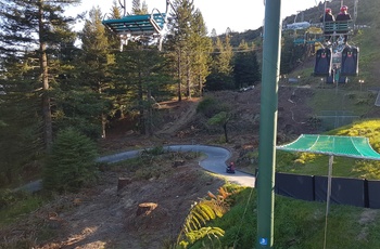 Luge banen og stoleliften, Skyline Rotorua - Nordøen i New Zealand