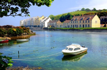 Nordirland, Coastal Causeway - idyllisk havn ved Cushendun