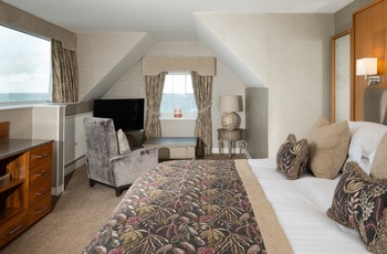 Nordirland, County Antrim - Ballygally Castle Hotel Junior Suite