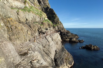 Nordirland, County Antrim - The Gobbins Path på kanten af bjerget (Foto - Tourism Ireland)