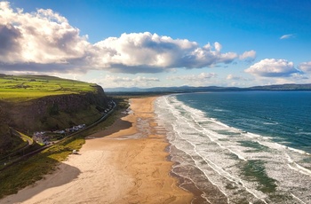 Nordirland, County Derry - kysten ved Downhill Beach