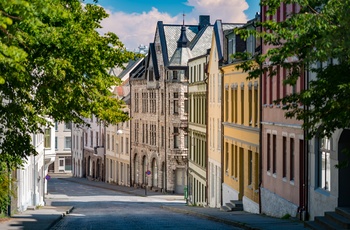 Smukke gamle huse i Ålesund, Norge