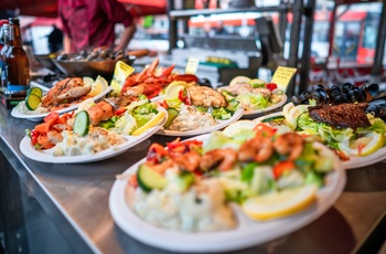 Streetfood på fiskemarkedet i Bergen, Norge