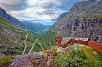 Udsigtspunkt til Trollstigen i Norge