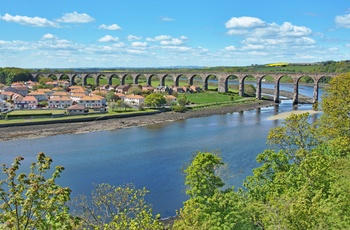 Viadukt over floden ved Berwick i Northumberland, England