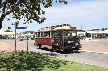 Turistbus i Broome - Foto: P. Hauerbach/ FDM