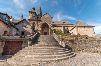 Slot i byen Estaing i Occitanie - Frankrig