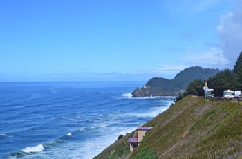 Kysten og stien ned mod Sea Lion Cave i Oregon - USA