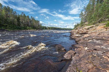 Ounasjoki-floden i Lapland - det nordlige Finland