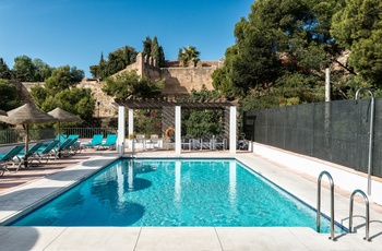 Parador de Malaga Gibralfaro, Malaga - swimmingpool