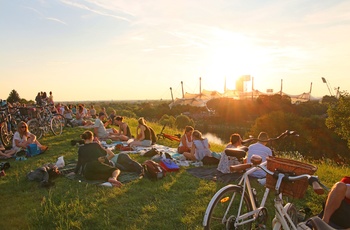  Picnic på Olympiaberg © München Tourismus, Tommy Loesch