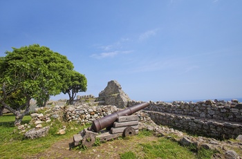 Platamon fæstningens gamle kanoner - Grækenland