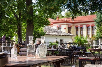 Hyggelig taverna i byen Portaria - Grækenland