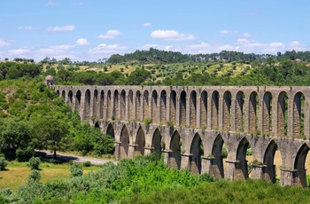 Pegoes akvædukten nær Tomar i det centrale Portugal